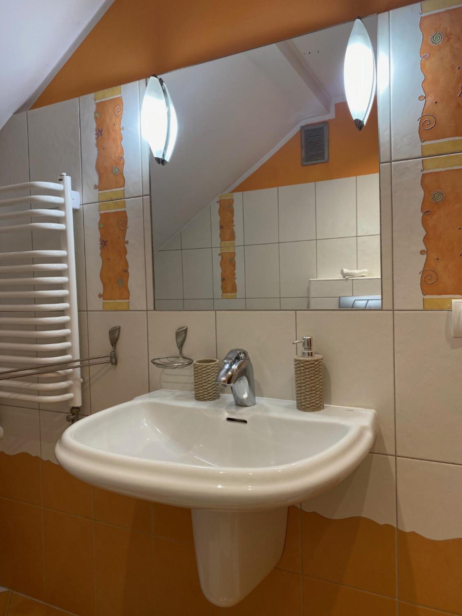 Apartament Plac Moniuszki 11 Kielce Exterior photo